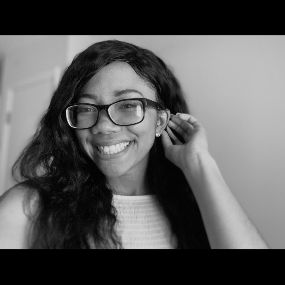 Meet your Posher, Caitlin